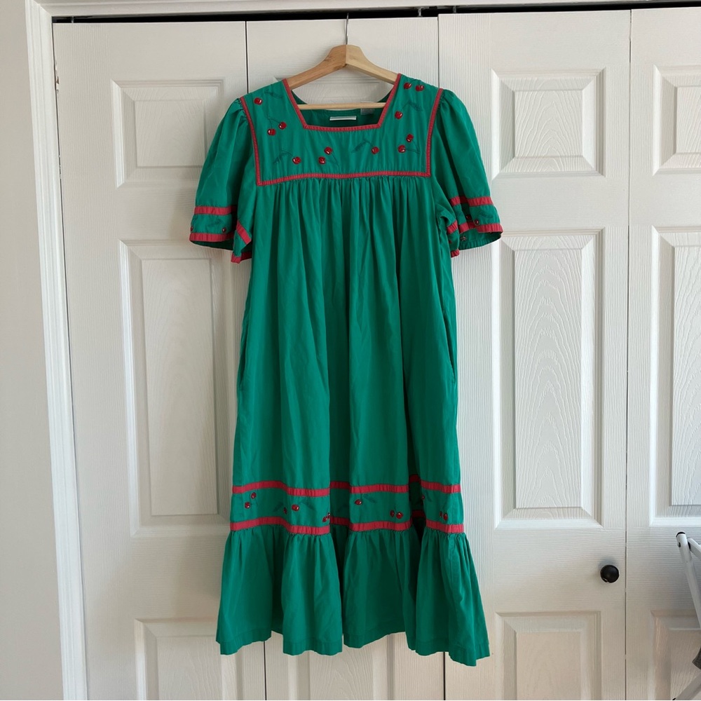 Cabernet Vintage Green Cherry Embroidered Cotton Nightgown Dress M Cottagecore
